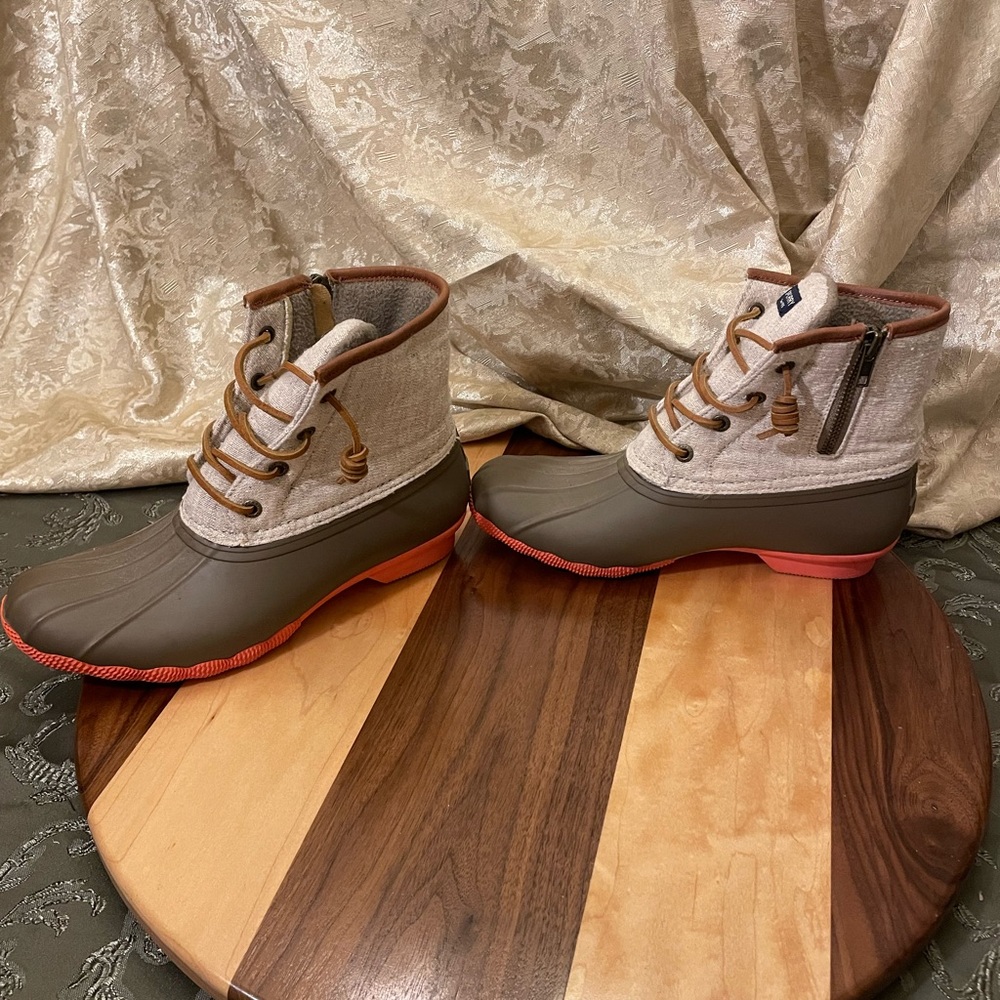 Sperry Women’s Saltwater Boots - Picture 5 of 7